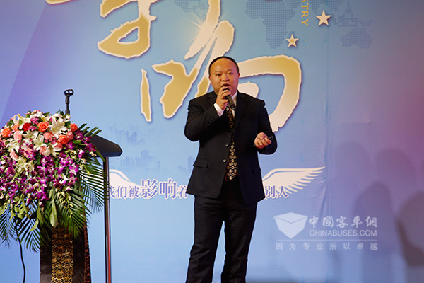 重庆恒通客车有限公司总经理何涛