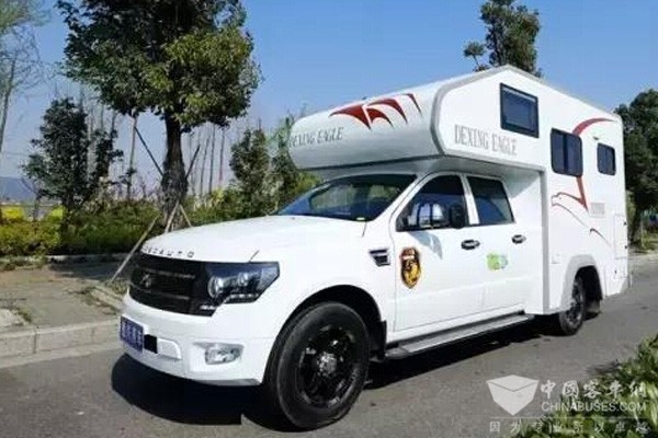 德兴鹰系列自行式房车(柴油版)