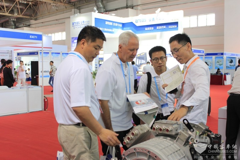 来访嘉宾 - 外宾-2_nEO_IMG