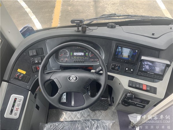 东风超龙EQ6850CTBEV公交车（纯电动16-30座）