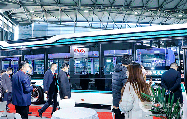 不忘初心 携手共进 2021年第10届上海国际客车展邀您共赴新征程!