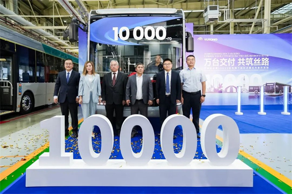 中亚第10000台车辆下线，宇通国际化发展再迎里程碑高光时刻
