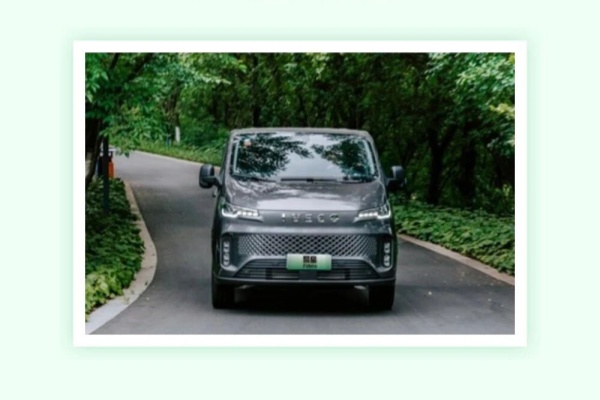 跟着依维柯聚星 体验运营越多 赚的越多的爽快体验