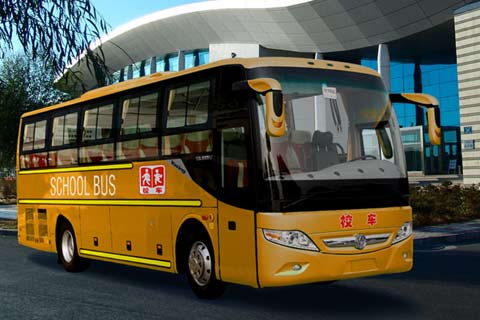 亚星校车