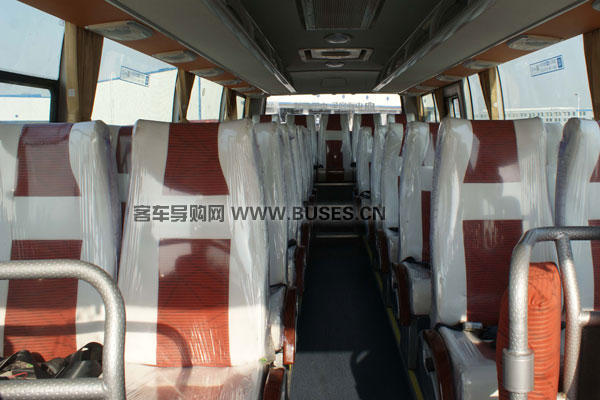 中通世腾LCK6809HN1客车（天然气国五24-34座）