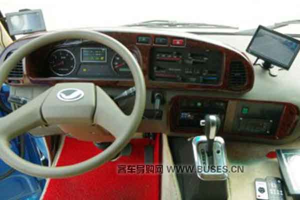 上饶SR6700HBEV客车（纯电动10-19座）