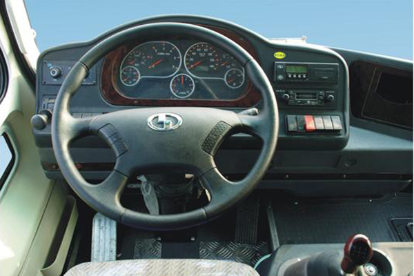 少林SLG6600T5GF公交车（天然气国五10-19座）