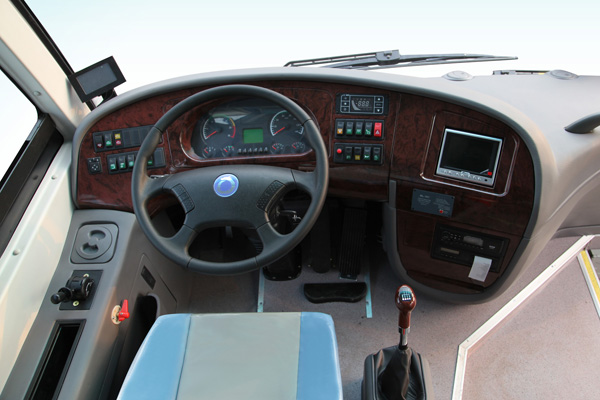 申龙SLK6802S5AN5客车（天然气国五24-35座）