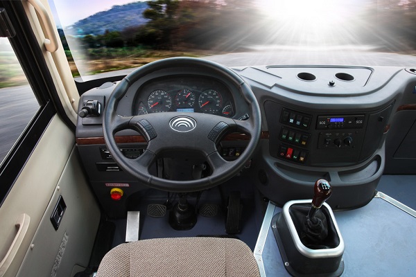 宇通ZK6752N5K客车（天然气国五24-31座）