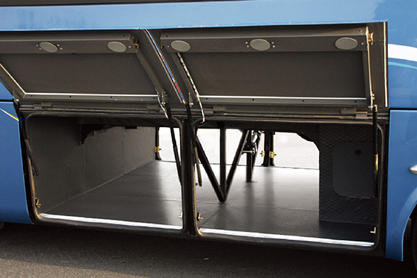 宇通ZK6758H5Y客车（柴油国五24-32座）