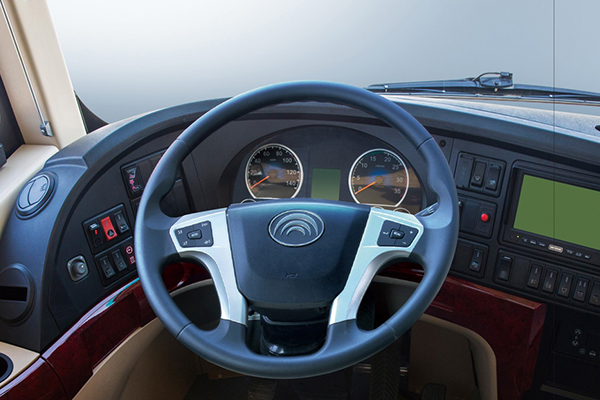 宇通ZK6876HN5Z客车（天然气国五24-38座）