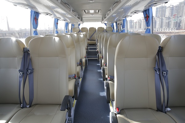 宇通ZK6808HN2Y客车（天然气国五24-32座）