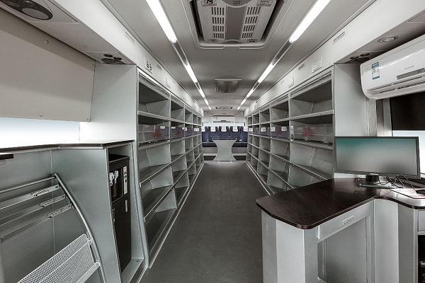 海格KLQ5150XZSE5展示车（柴油国五2-8座）