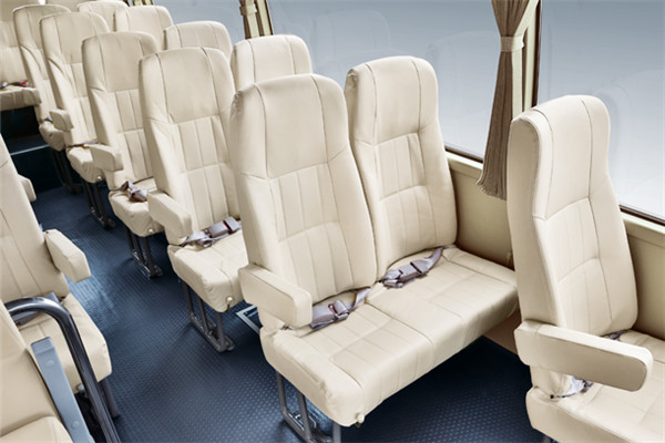 金旅XML6722J25N客车（天然气国五24-28座）