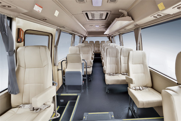 金旅XML6722J25N客车（天然气国五24-28座）