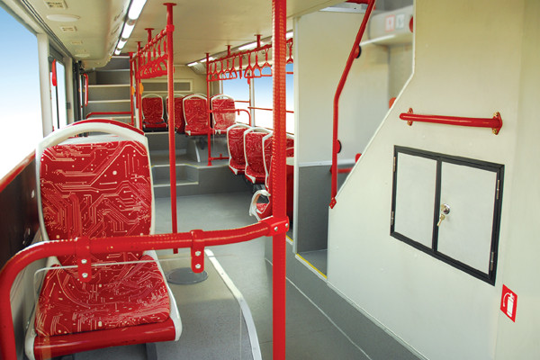 金旅XML6116J15CS双层公交车（柴油国五24-82座）