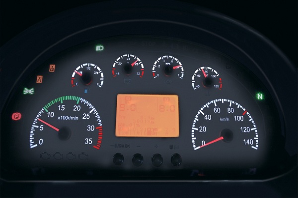 金旅XML6128J15N客车（天然气国五24-59座）