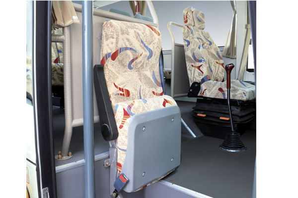 金旅XML6807J15N客车（天然气国五24-42座）