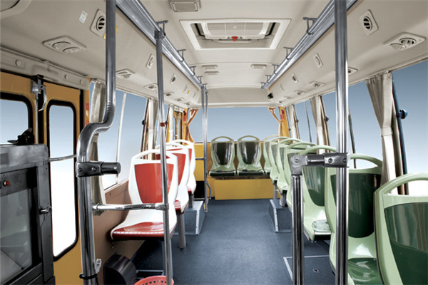 金旅XML6700J15C公交车（柴油国五10-23座）