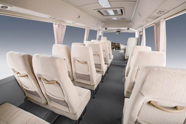 金旅XML6601J25客车（柴油国五10-19座）