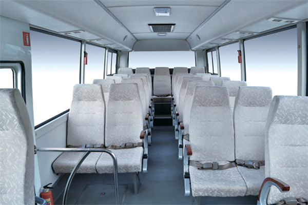 金旅XML6752J15CN公交车（天然气国五10-30座）