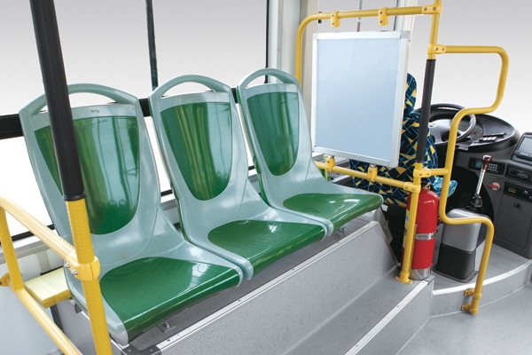 金旅XML6115J15C公交车（柴油国五22-46座）