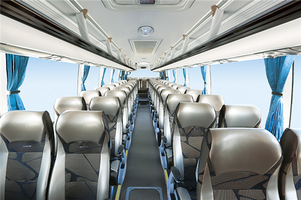 金龙XMQ6125CYD5A客车（柴油国五24-54座）