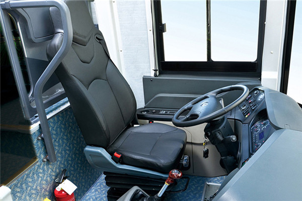 金龙XMQ6125HYN5D客车（天然气国五24-57座）