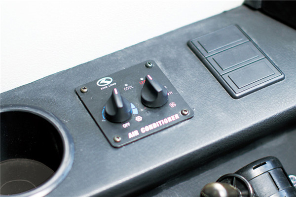 金龙XMQ6119FYD5B客车（柴油国五24-57座）