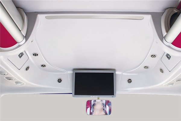 金龙XMQ6111CYN5C1客车（天然气国五24-51座）