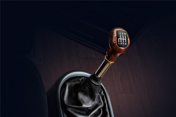 金龙XMQ6901AYD5B客车（柴油国五24-40座）