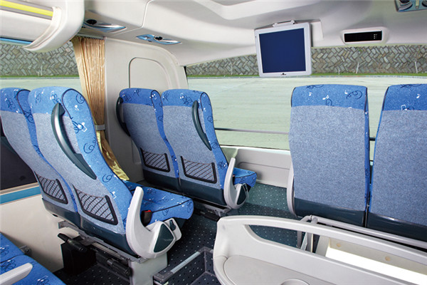 金龙XMQ6140FYD5C客车（柴油国五24-65座）