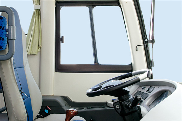 金龙XMQ6117AYN5D客车（天然气国五24-54座）