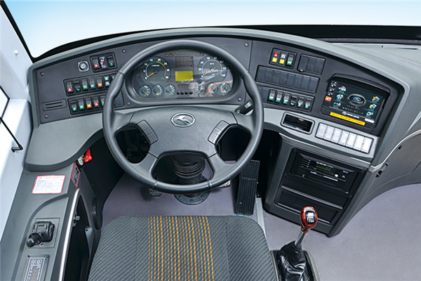 金龙XMQ6112AYD5D客车（柴油国五24-52座）