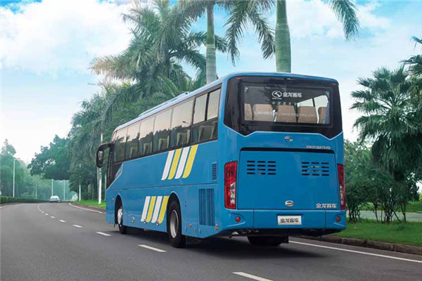 金龙XMQ6112AYD5C客车（柴油国五24-52座）