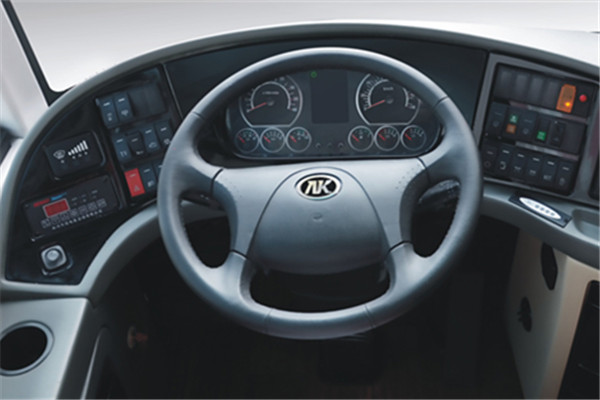 安凯HFF6859KC1E5B客车（天然气国五24-36座）