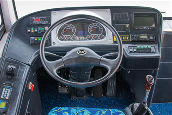 合客HK6105HGQ5公交车（天然气国五24-41座）