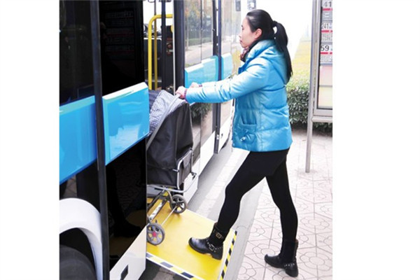 黄海DD6762B01N公交车（天然气国五13-21座）