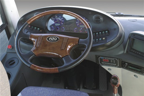 黄海DD6930B23N公交车（天然气国五18-33座）