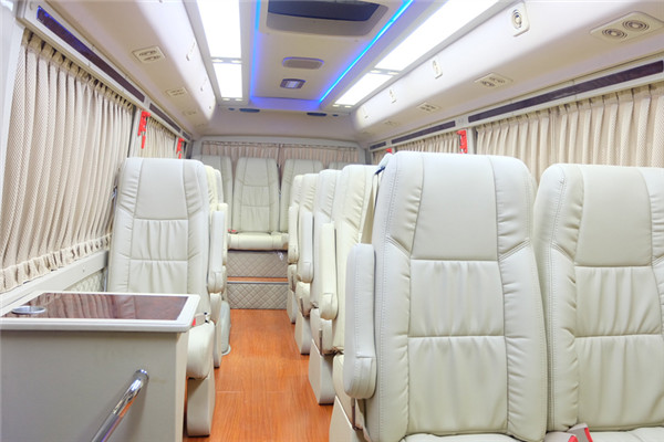 晶马JMV6705CF客车（柴油国五10-23座）