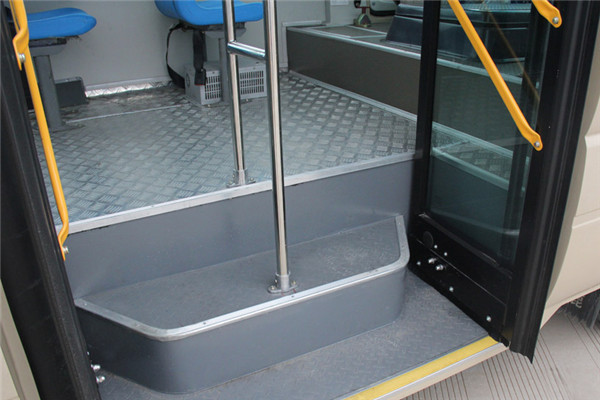 晶马JMV6607GF公交车（柴油国五10-18座）