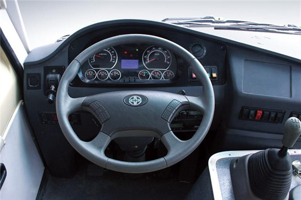 亚星JS6752TP客车（柴油国五24-31座）