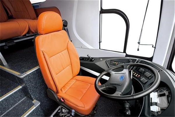 亚星YBL6125H1QCP1客车（天然气国五24-59座）