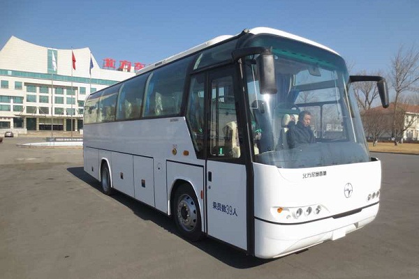 北方BFC6900L1D5客车（柴油国五24-39座）
