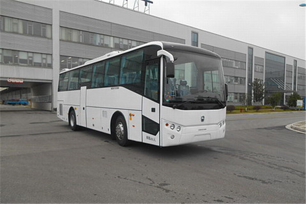 亚星YBL6117HCP客车（天然气国五24-64座）