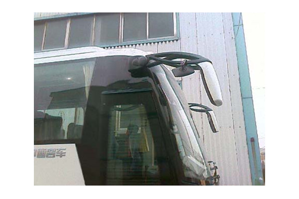 中通LCK6880H5A客车（柴油国五24-38座）