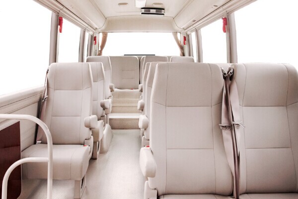 宇通ZK6710Q1T(T7)高端商务客车（汽油国四10-23座）