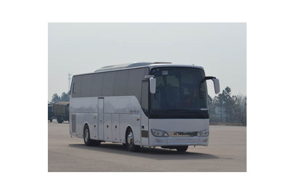 安凯HFF6120K10D1E5客车（柴油国五24-59座）