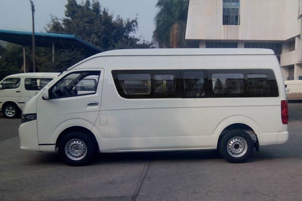 金旅XML6549J25Y客车（汽油国五10-14座）