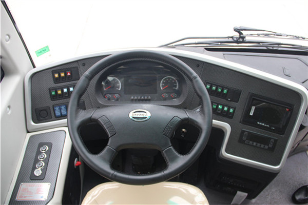 南京金龙NJL6107BEV5客车（纯电动24-52座）